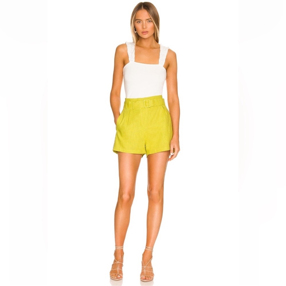 NWT Lot Of 2 Heartloom Gabrielle Paper Bag Belted High Waist Shorts Pear Sz XS